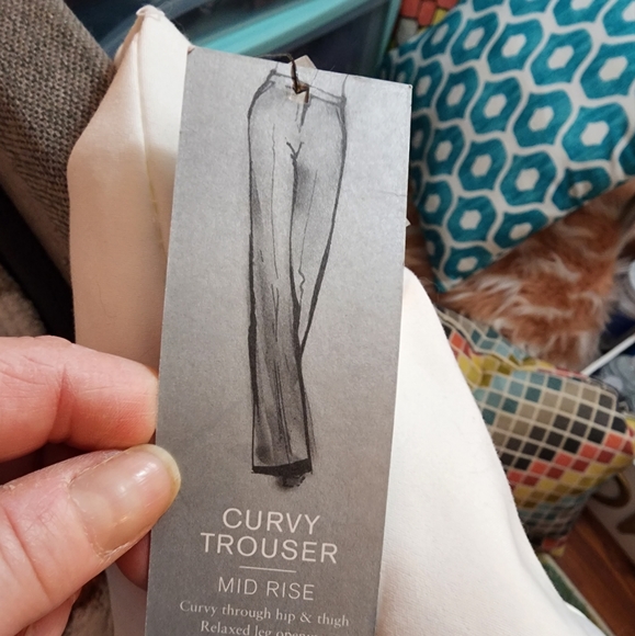 White Apt. 9 bootcut pants - Picture 5 of 5